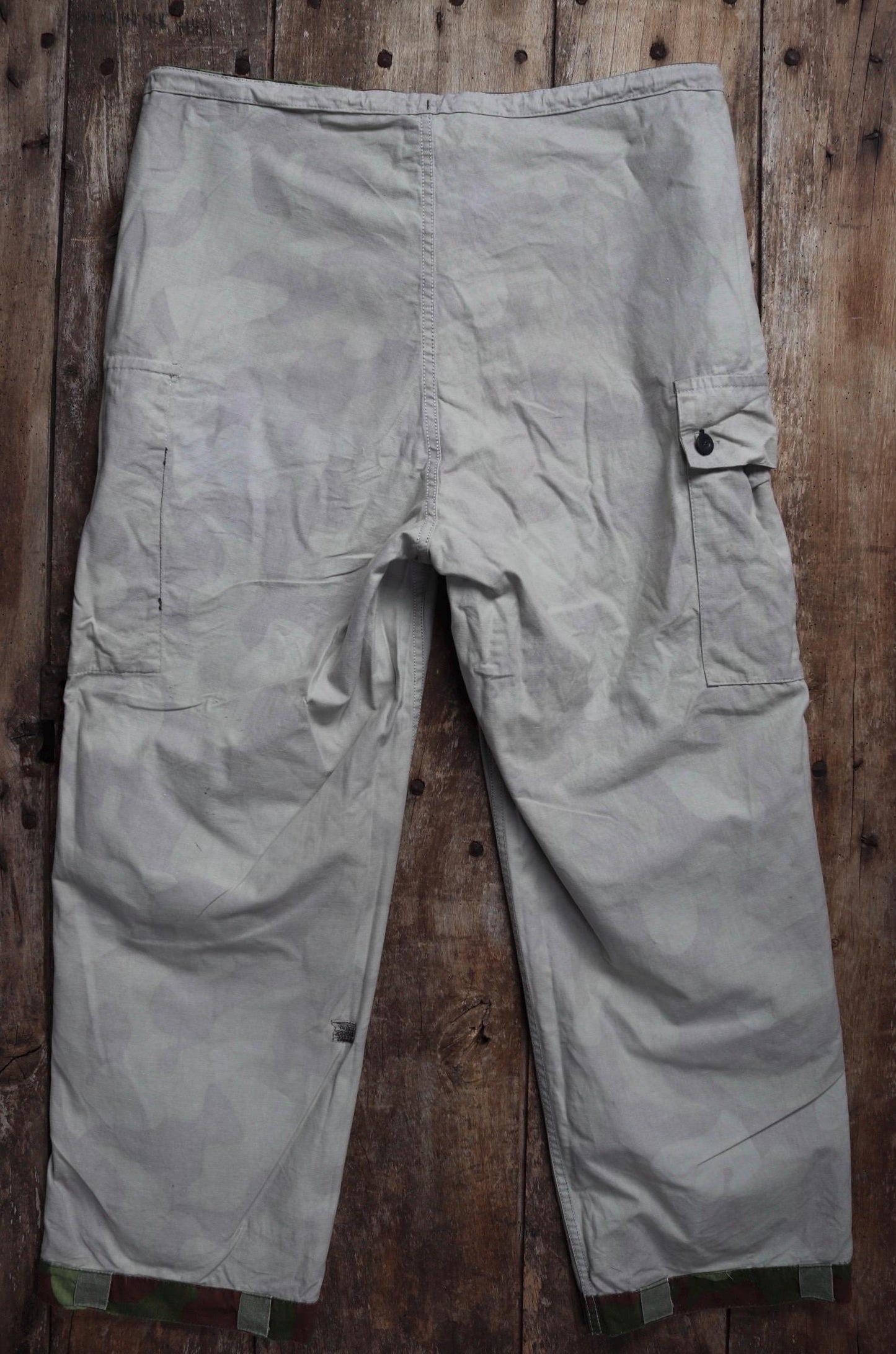 Vintage 1980s Finnish M62 camo trousers - windproof paratrooper pants - 39” x 29”