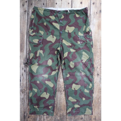 Vintage 1980s Finnish M62 camo trousers - windproof paratrooper pants - 41” x 29”