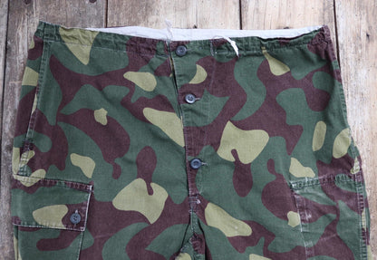 Vintage 1980s Finnish M62 camo trousers - windproof paratrooper pants - 41” x 29”