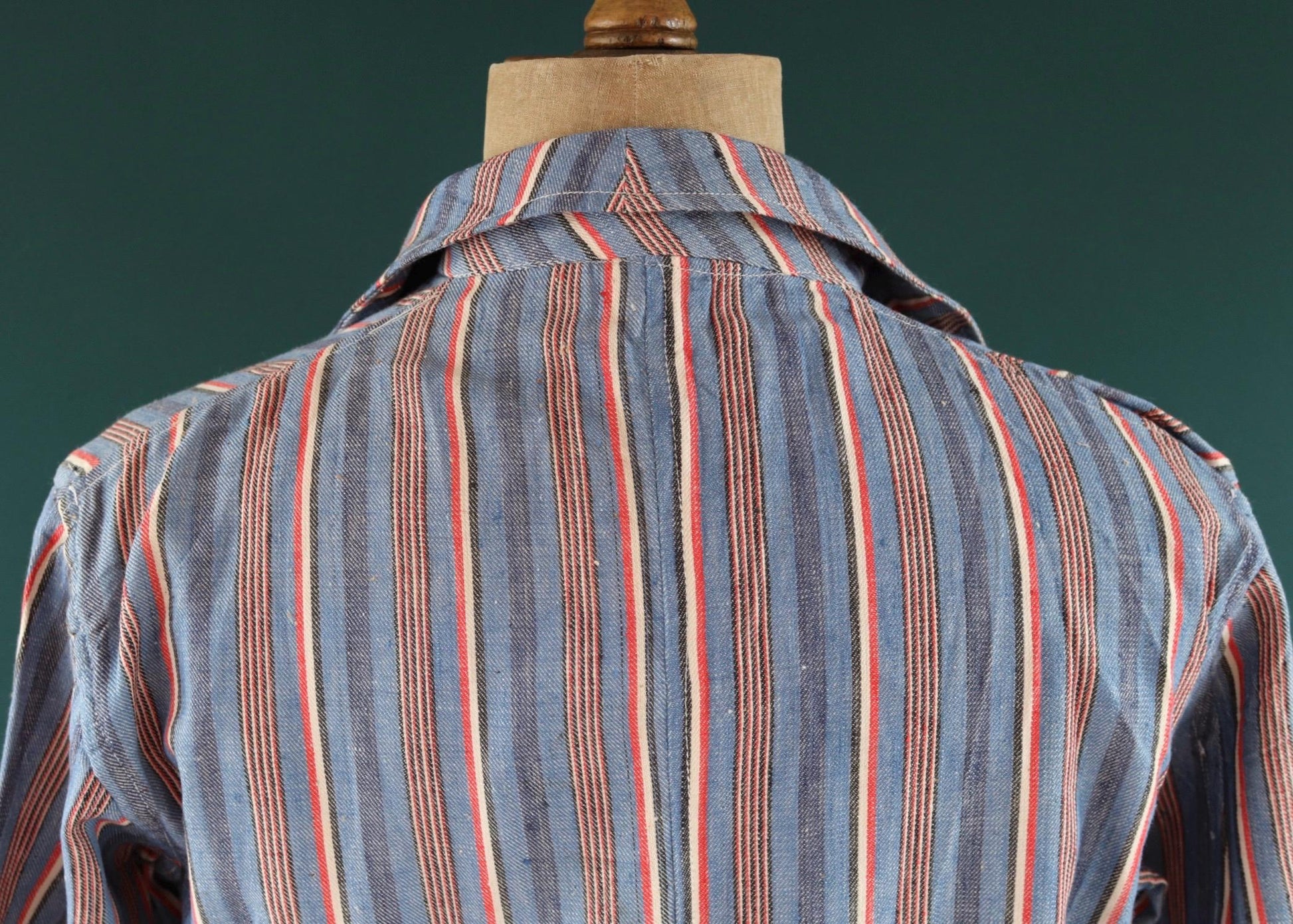 Vintage 1950s deadstock pyjama shirt - striped cotton Bulgarian jacket - 45” chest