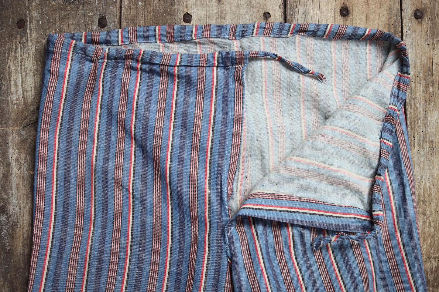 Vintage 1950s deadstock pyjama bottoms - striped cotton Bulgarian pants - 1940s drawstring trousers