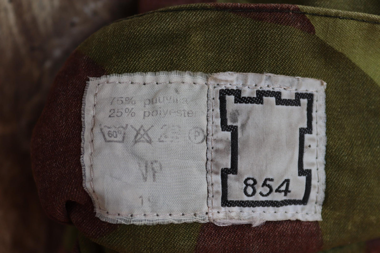 Vintage 1990s Finnish M62 camo trousers - windproof paratrooper pants - 40” x 28”