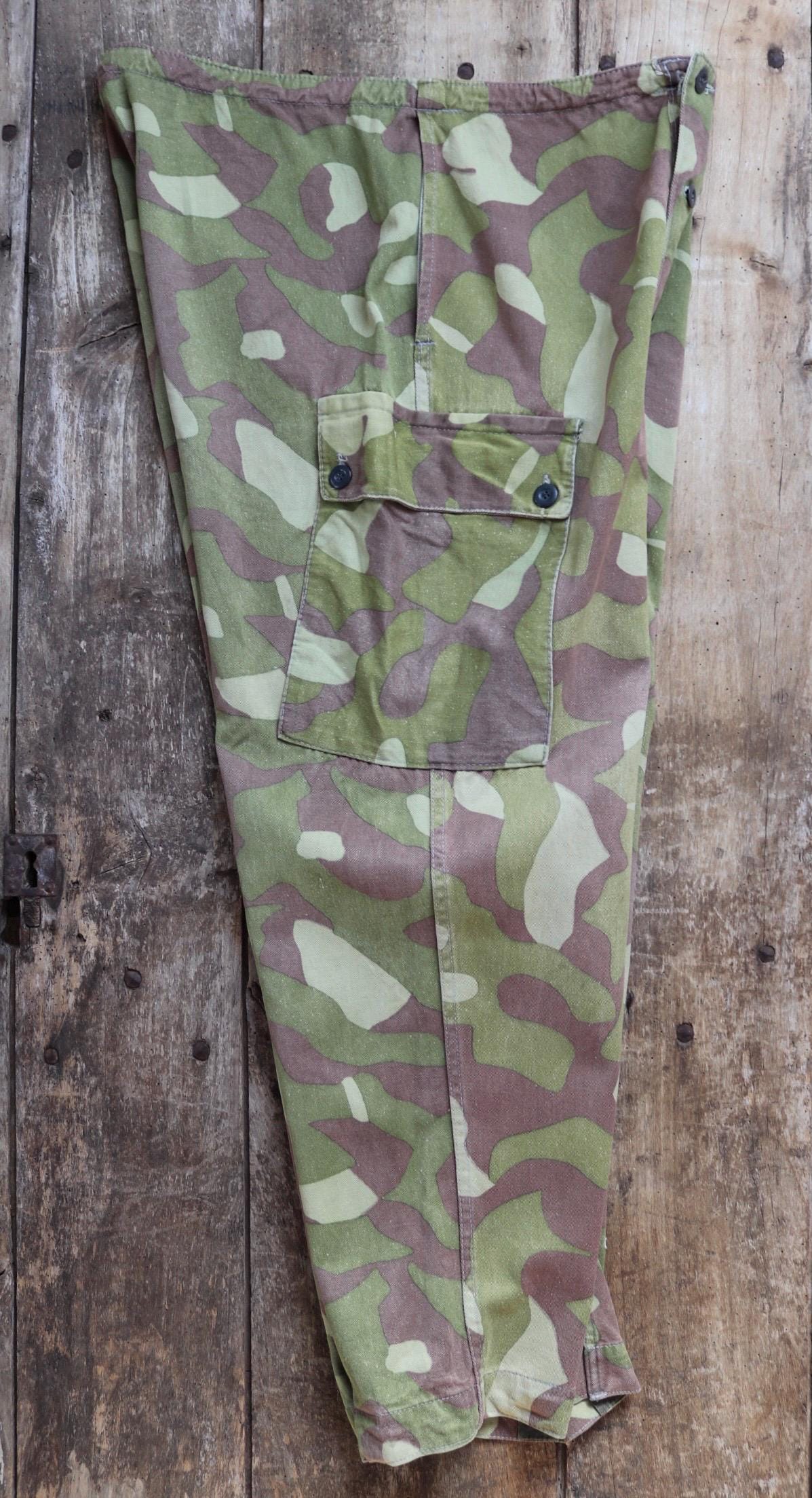 Vintage 1970s Finnish M62 camo trousers - windproof paratrooper pants - 37” x 28”