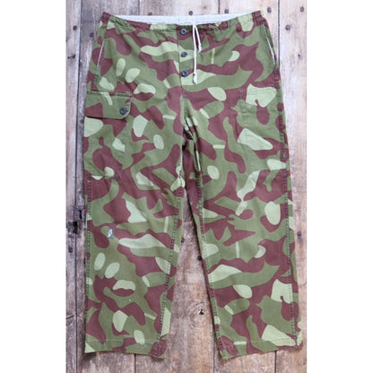 Vintage 1990s Finnish M62 camo trousers - windproof paratrooper pants - 40” x 27”