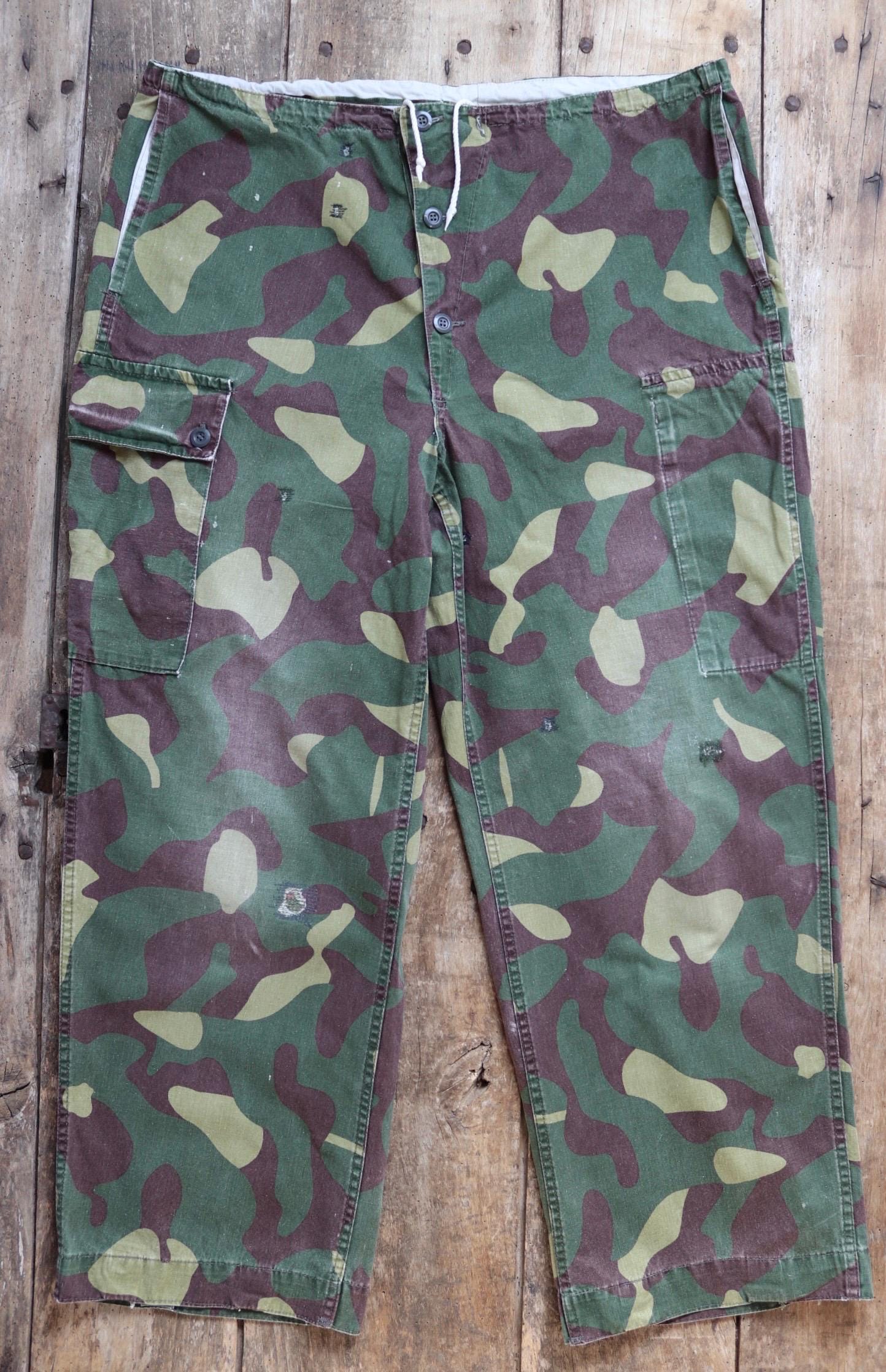 Vintage 1980s Finnish M62 camo trousers - windproof paratrooper pants - 42” x 29”