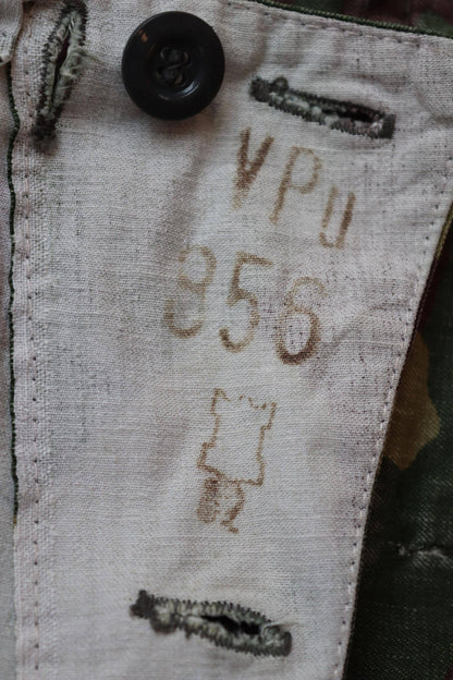 Vintage 1980s Finnish M62 camo trousers - windproof paratrooper pants - 42” x 29”