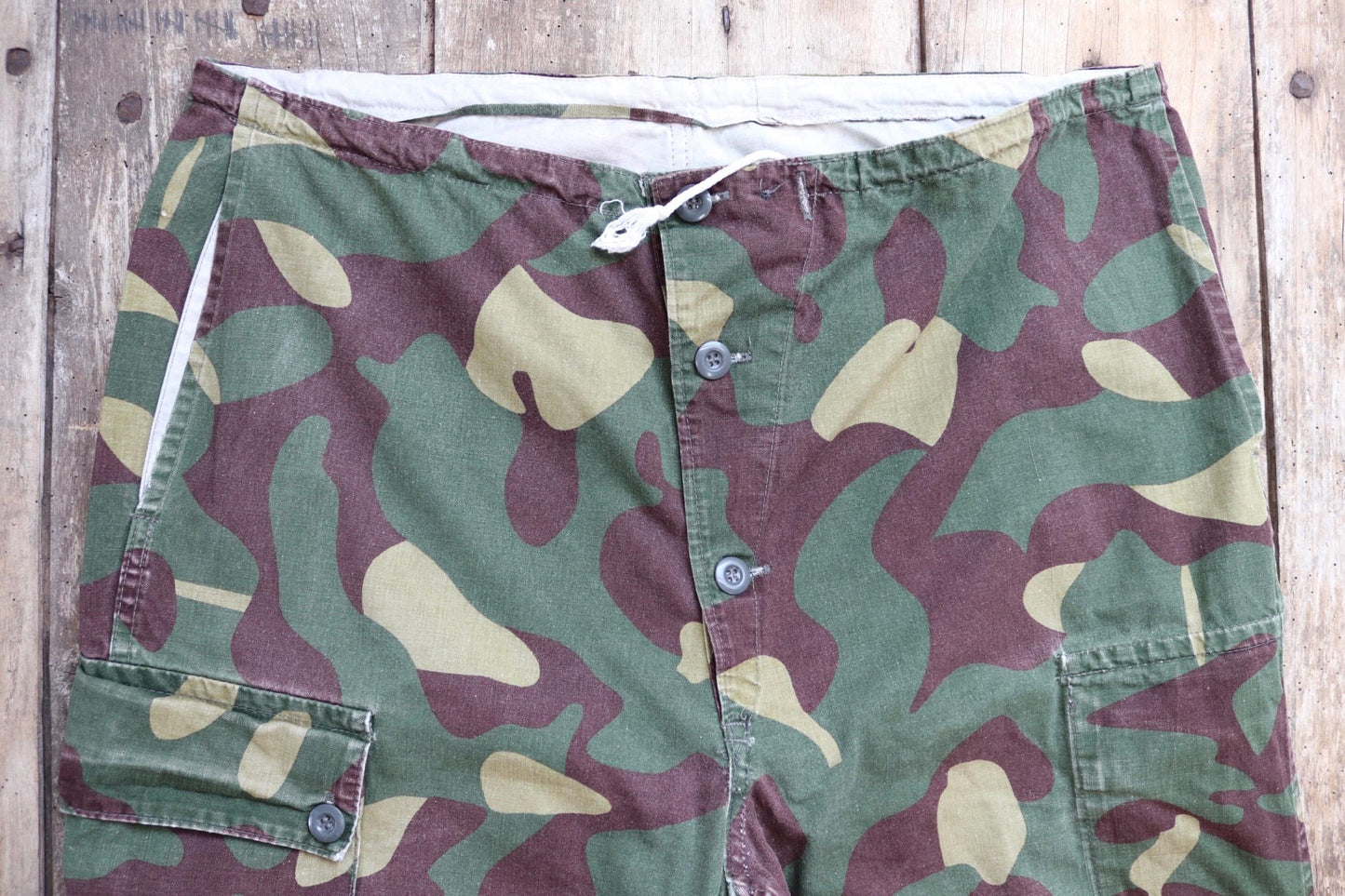 Vintage 1980s Finnish M62 camo trousers - windproof paratrooper pants - 39” x 29”