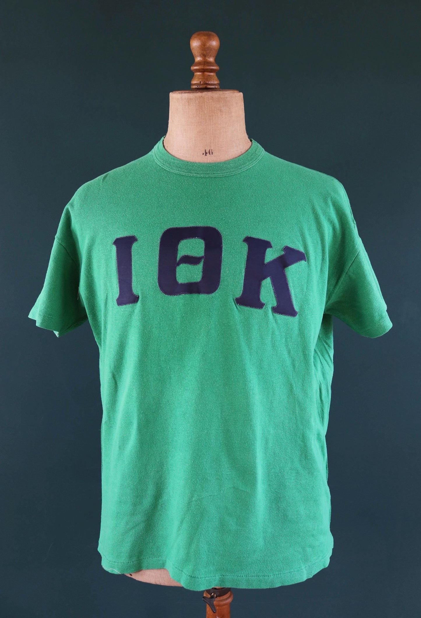 Vintage 1980s green Greek letters t shirt - sorority sportswear - football tee - 45” chest