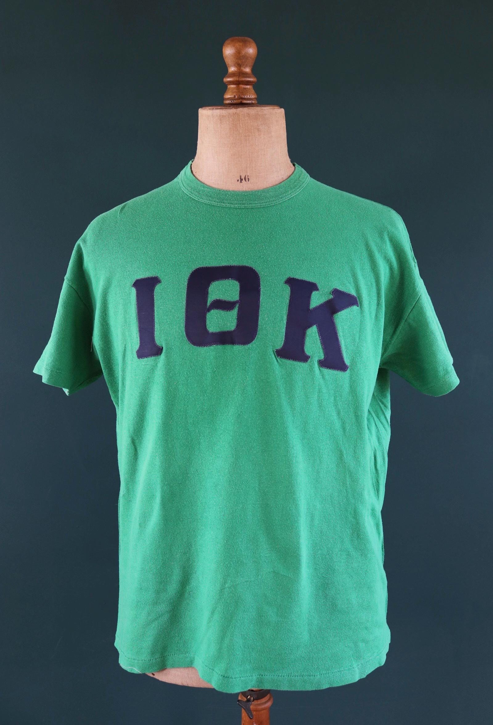 Vintage 1980s green Greek letters t shirt - sorority sportswear - football tee - 45” chest