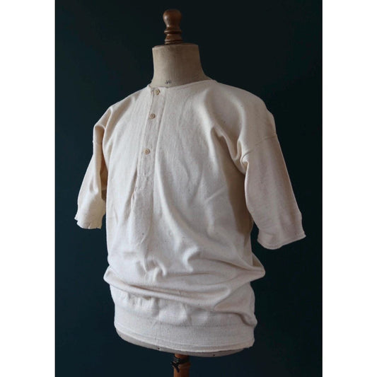 Vintage 1940s deadstock CC41 wool undershirt - WW2 clothing - Henley top - thermal layer - 44" chest