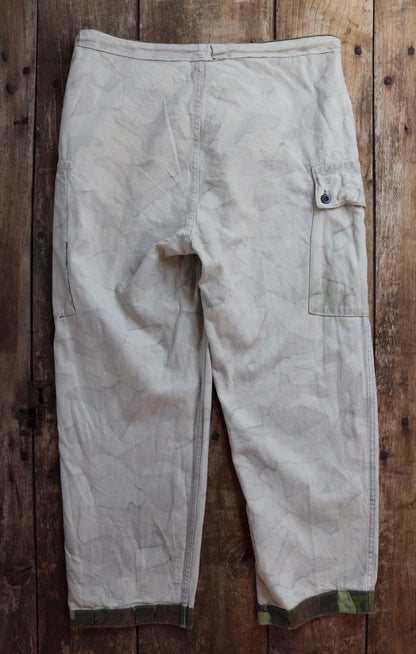 Vintage 1960s Finnish M62 camo trousers - windproof paratrooper pants - 37” x 29”