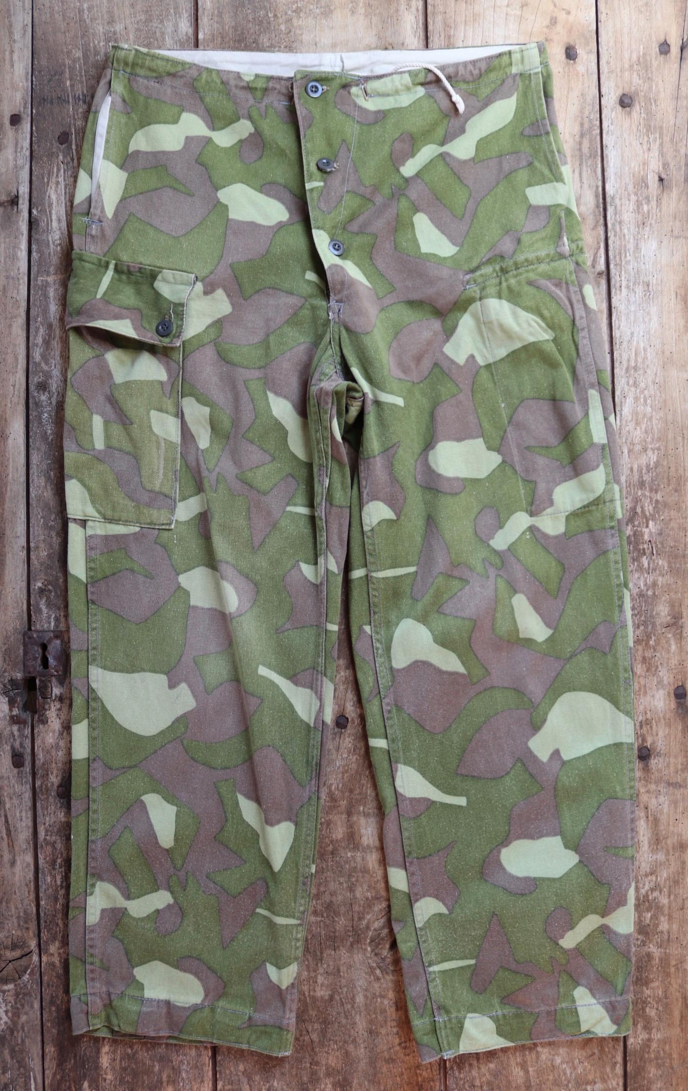 Vintage 1960s Finnish M62 camo trousers - windproof paratrooper pants - 37” x 29”