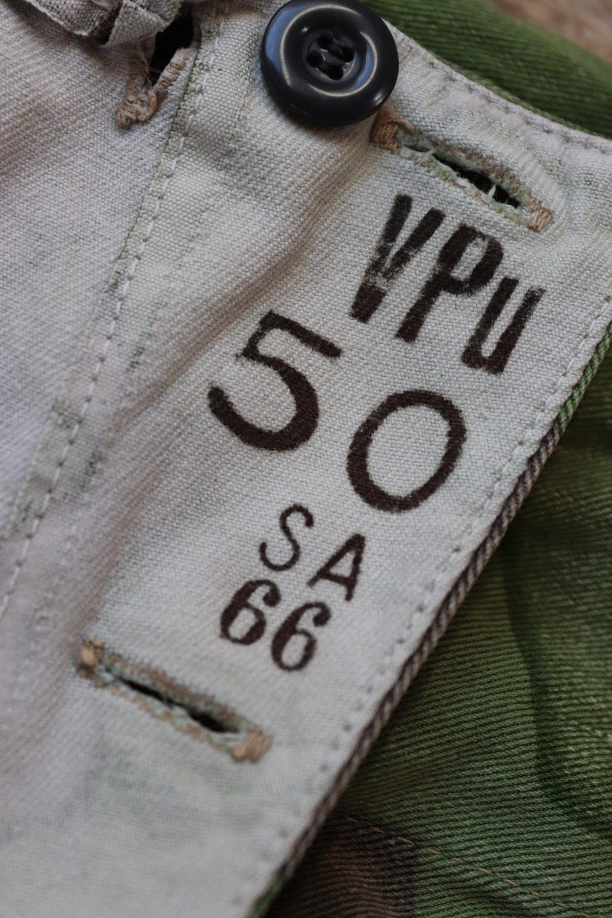 Vintage 1960s Finnish M62 camo trousers - windproof paratrooper pants - 37” x 33”