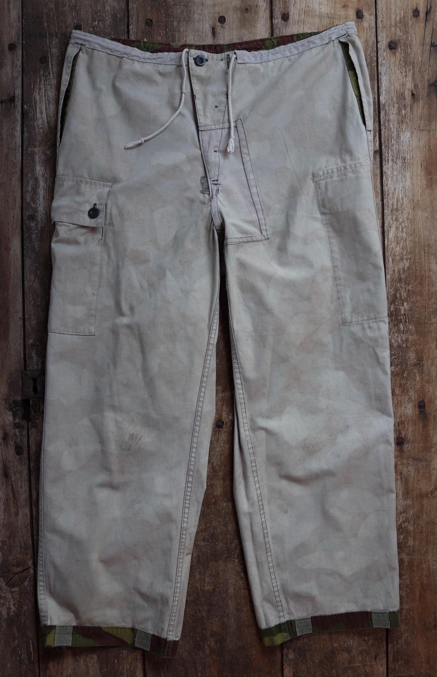 Vintage 1990s Finnish M62 camo trousers - windproof paratrooper pants - 38” x 28”