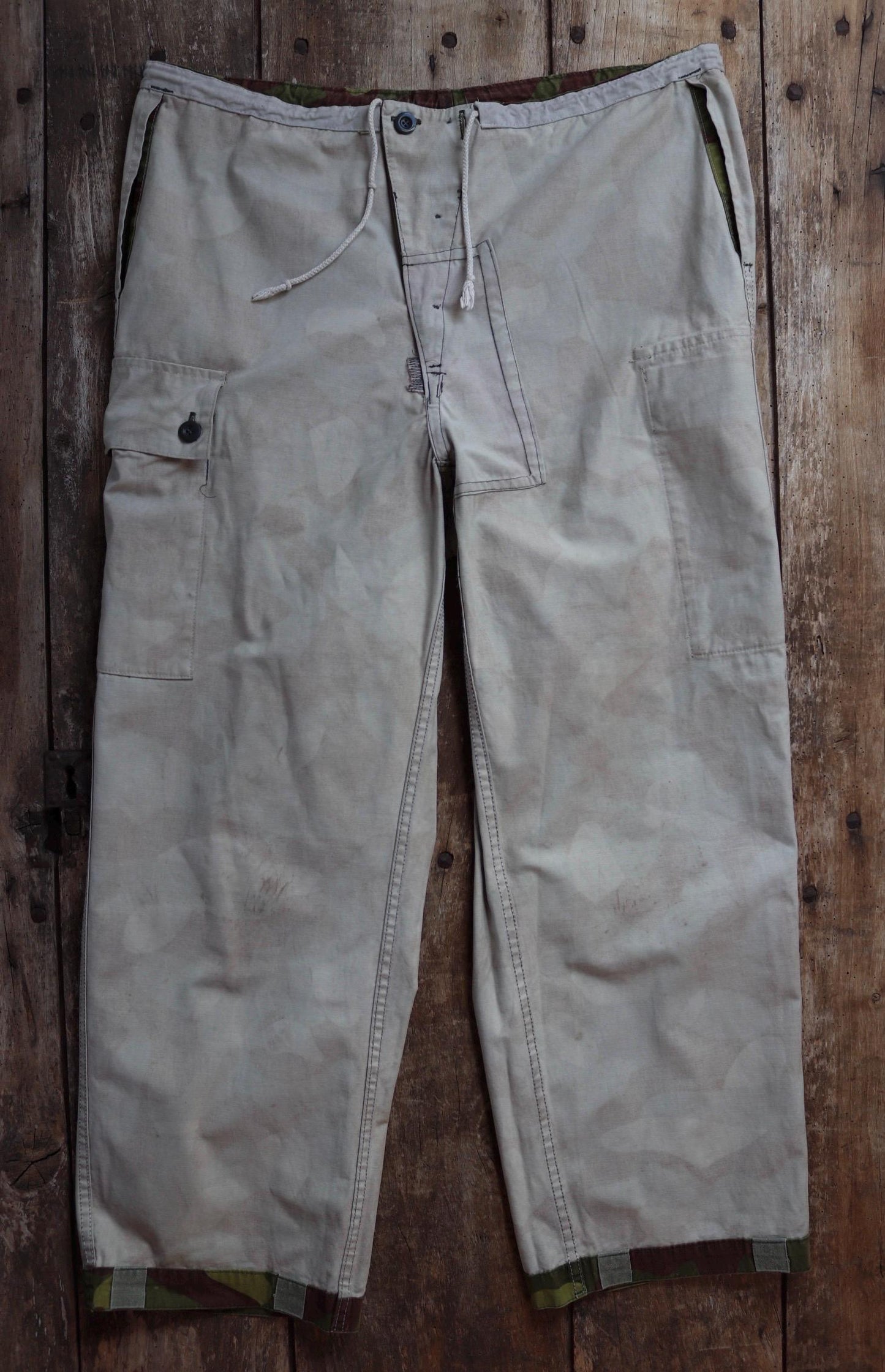 Vintage 1990s Finnish M62 camo trousers - windproof paratrooper pants - 38” x 28”