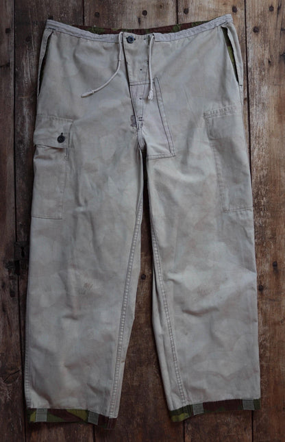 Vintage 1990s Finnish M62 camo trousers - windproof paratrooper pants - 38” x 28”