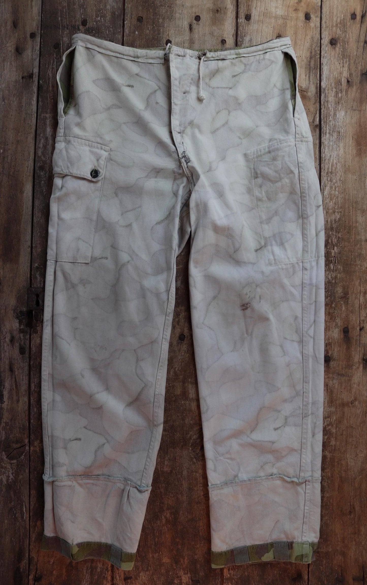 Vintage 1960s Finnish M62 camo trousers - windproof paratrooper pants - 36” x 33”