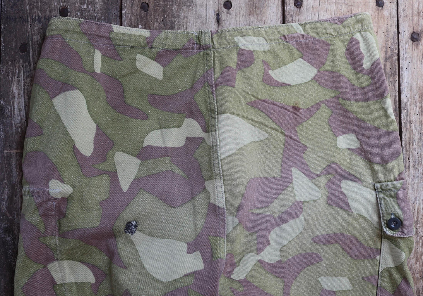 Vintage 1970s Finnish M62 camo trousers - windproof paratrooper pants - 38” x 35”