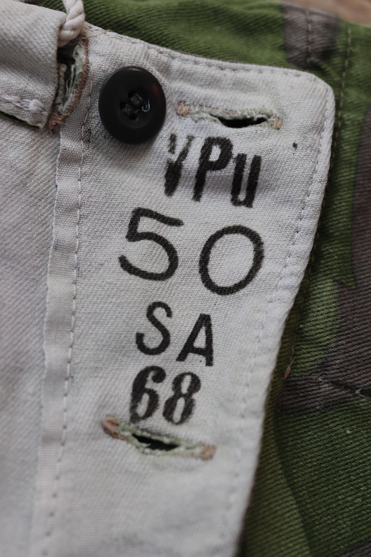 Vintage 1960s Finnish M62 camo trousers - windproof paratrooper pants - 37” x 33”