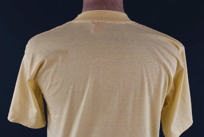 Vintage 1980s t shirt - single stitch - flock print - 40” chest