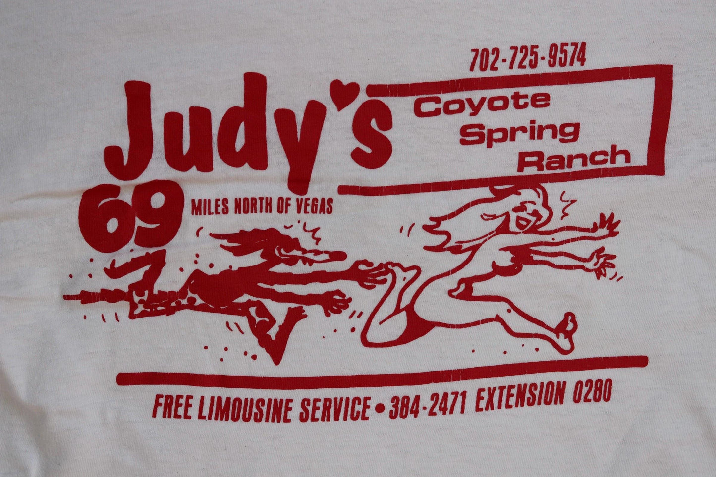 Vintage 1980s Las Vegas t shirt - Coyote Spring Ranch print - 33” chest