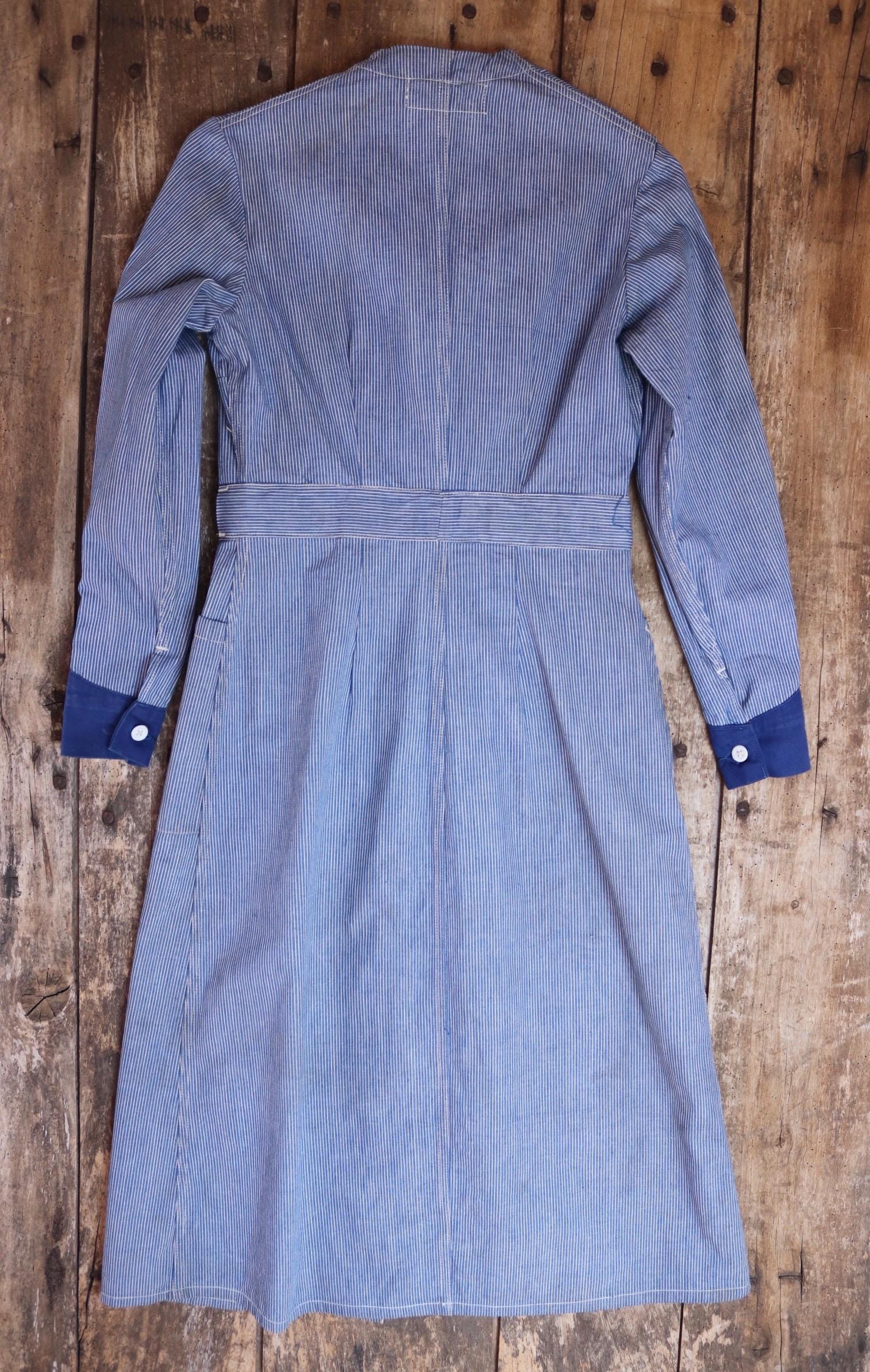 Vintage 1940s deadstock womens forecourt overall dress - Beacon British workwear - rare petrolania - Esso patch - 38” chest