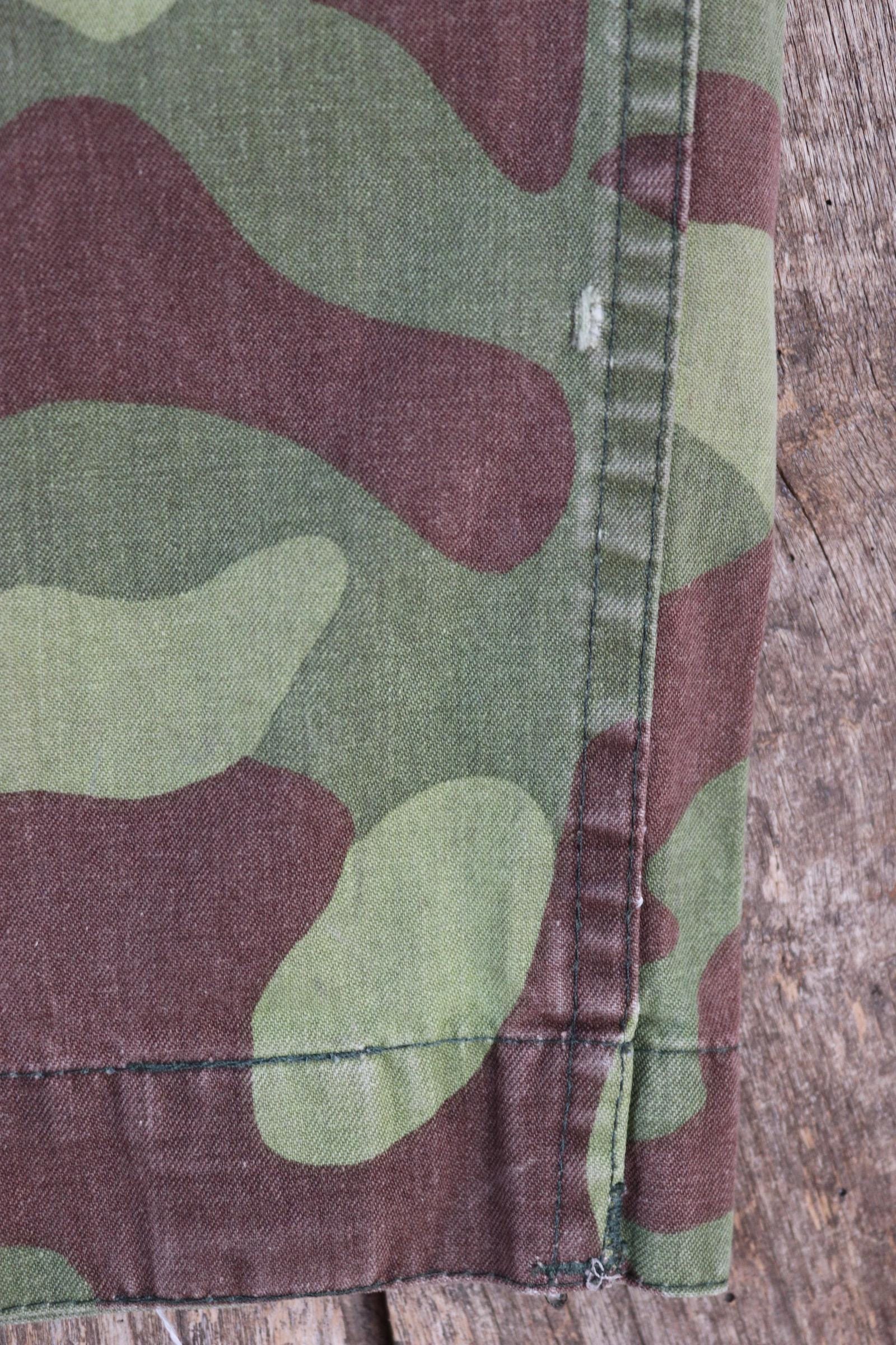 Vintage 1980s Finnish M62 camo trousers - windproof paratrooper pants - 38” x 28”