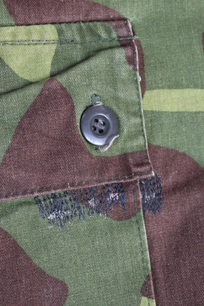 Vintage 1980s Finnish M62 camo trousers - windproof paratrooper pants - 40” x 28”