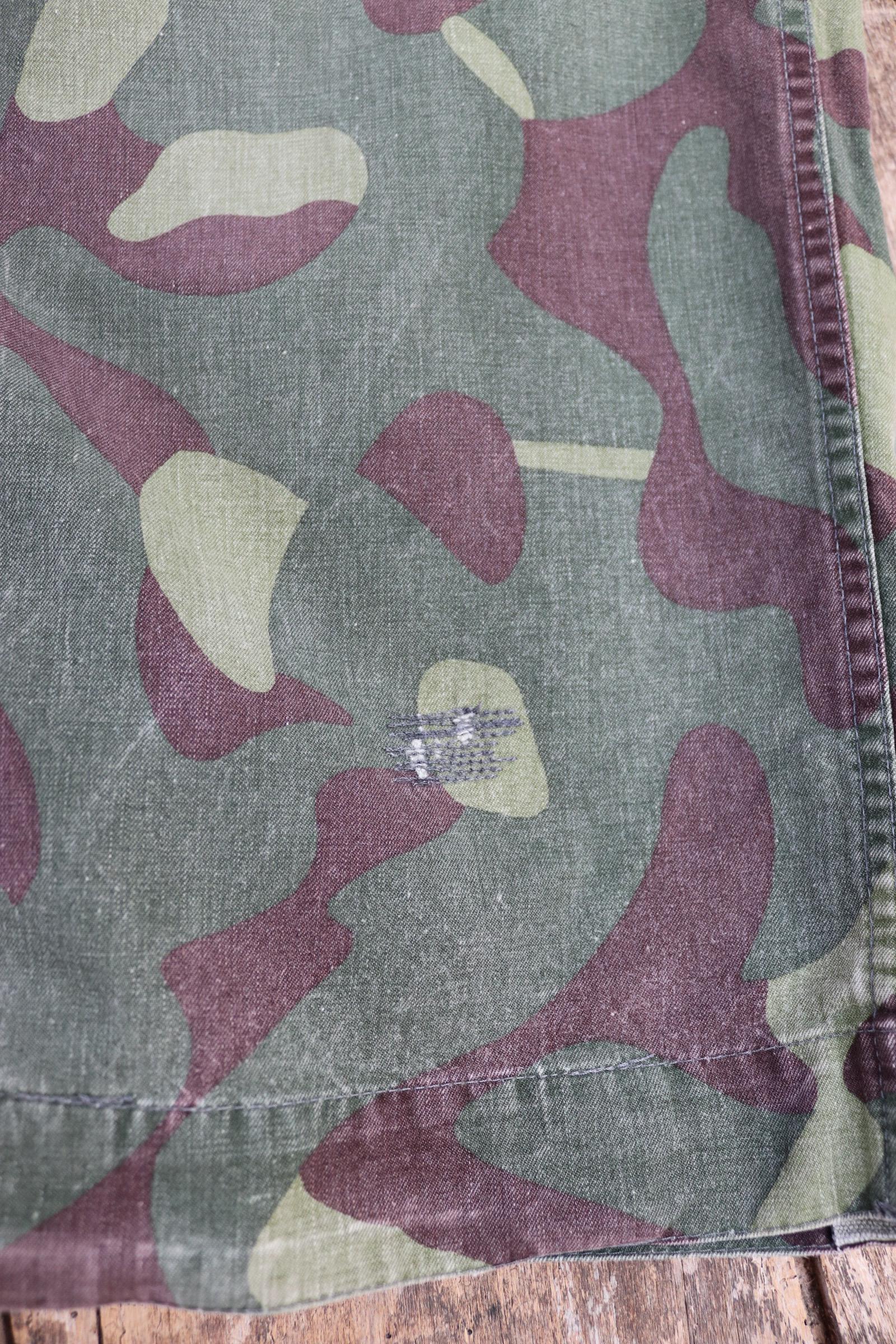 Vintage 1980s Finnish M62 camo trousers - windproof paratrooper pants - 42” x 30”