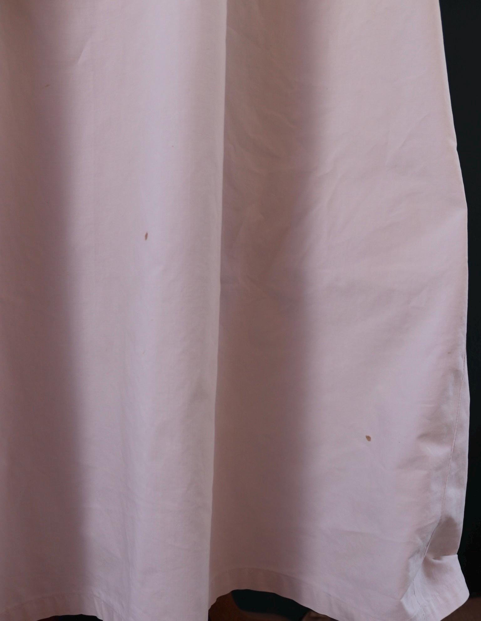 Antique 1800s Victorian white cotton nightgown - vintage 1900s dress - cottagecore - broderie Anglais - 56” chest