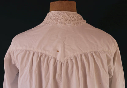 Antique 1800s Victorian white cotton nightgown - vintage 1900s dress - cottagecore - handmade lace - 48” chest
