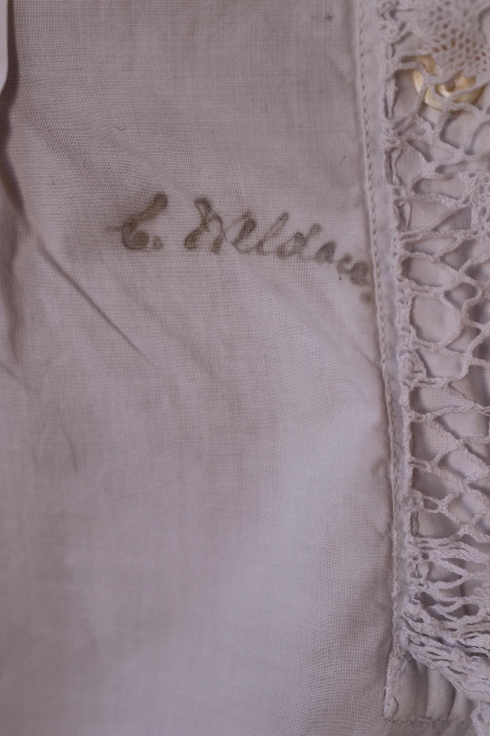 Antique 1800s Victorian white cotton nightgown - vintage 1900s dress - cottagecore - handmade lace - 48” chest