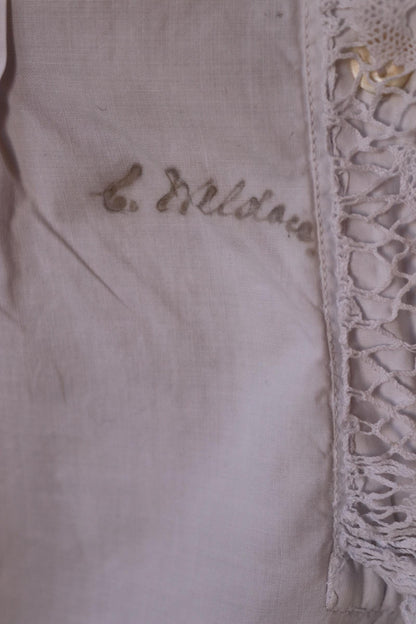 Antique 1800s Victorian white cotton nightgown - vintage 1900s dress - cottagecore - handmade lace - 48” chest