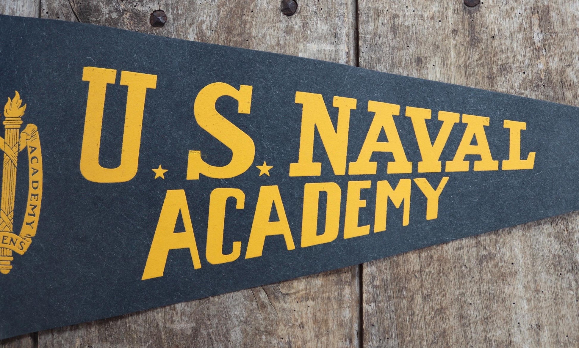 Vintage 1980s US Navy pennant - USN flag - home decor - tourist souvenir - screen print