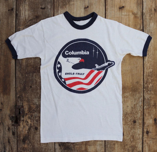 Vintage 1980s kids spacecraft t shirt - single stitch - Columbia space mission print - 30” chest