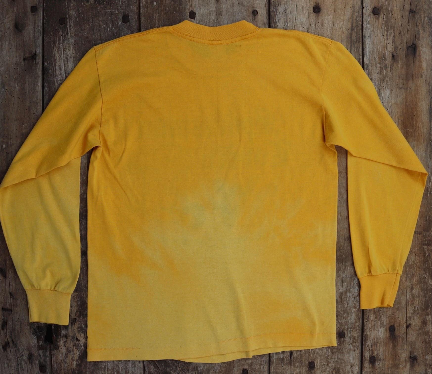 Vintage 1980s bar t shirt - single stitch - long sleeve tee - 38” chest
