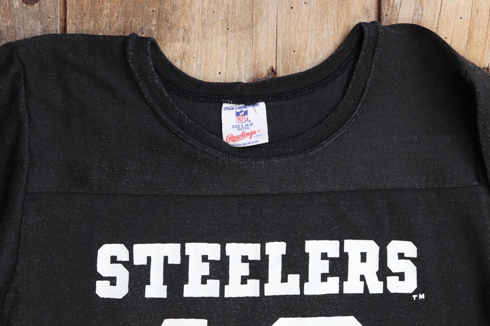 Vintage 1980s Steelers durene shirt - American football - black yellow nylon top - NFL sportswear - 34” chest