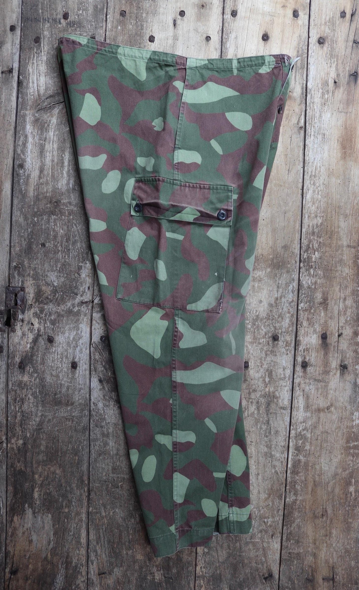 Vintage 1980s Finnish M62 camo trousers - windproof paratrooper pants - 39” x 28”