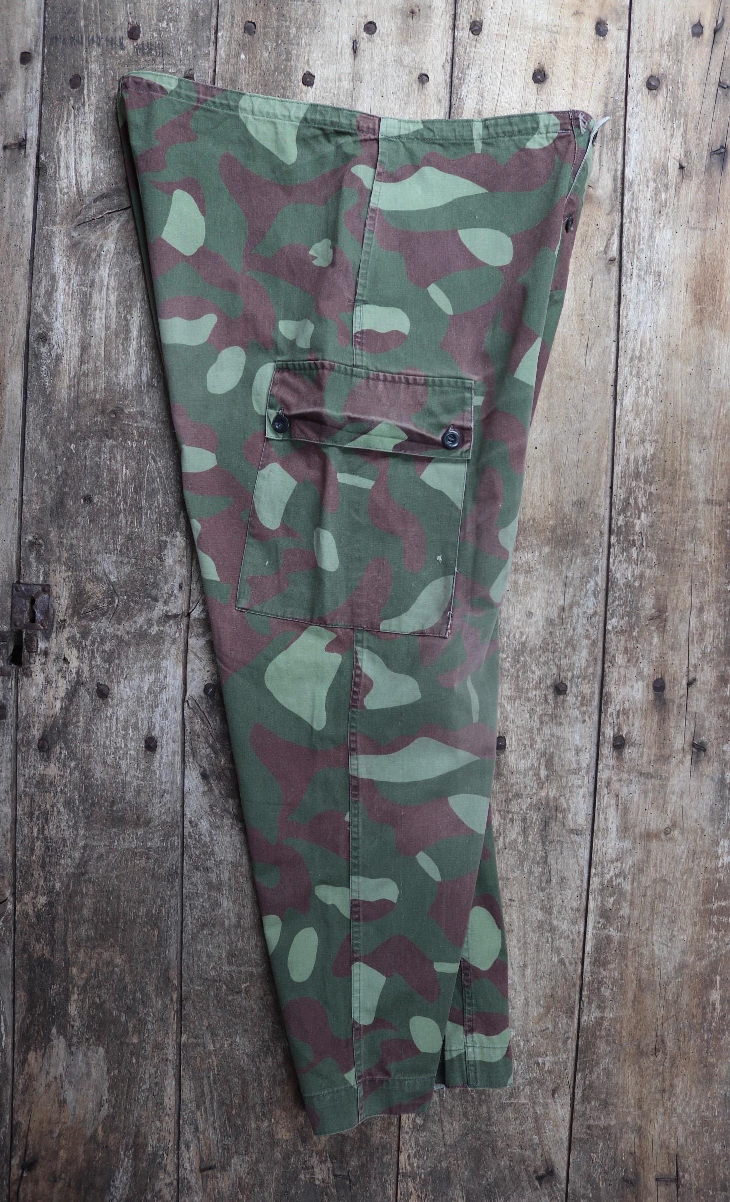 Vintage 1980s Finnish M62 camo trousers - windproof paratrooper pants - 39” x 28”