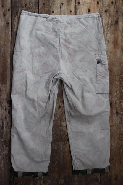 Vintage 1980s Finnish M62 camo trousers - windproof paratrooper pants - 41” x 29”