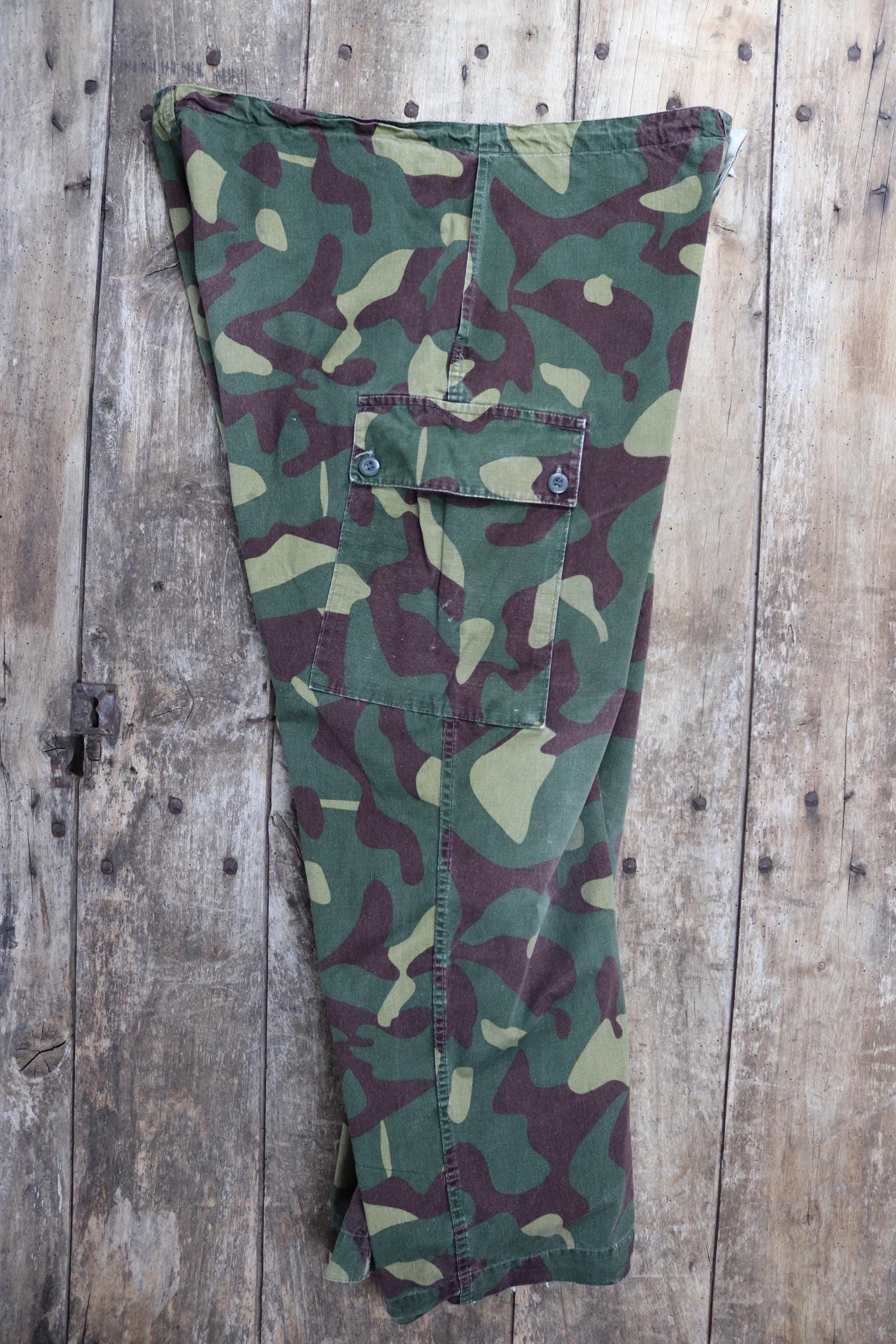 Vintage 1980s Finnish M62 camo trousers - windproof paratrooper pants - 41” x 29”