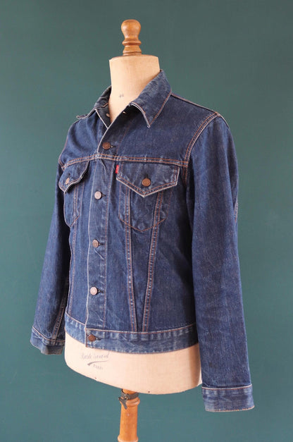Vintage 1960s Levis big E denim jacket - Levi Strauss red tab - type 3 - trucker workwear -40” chest