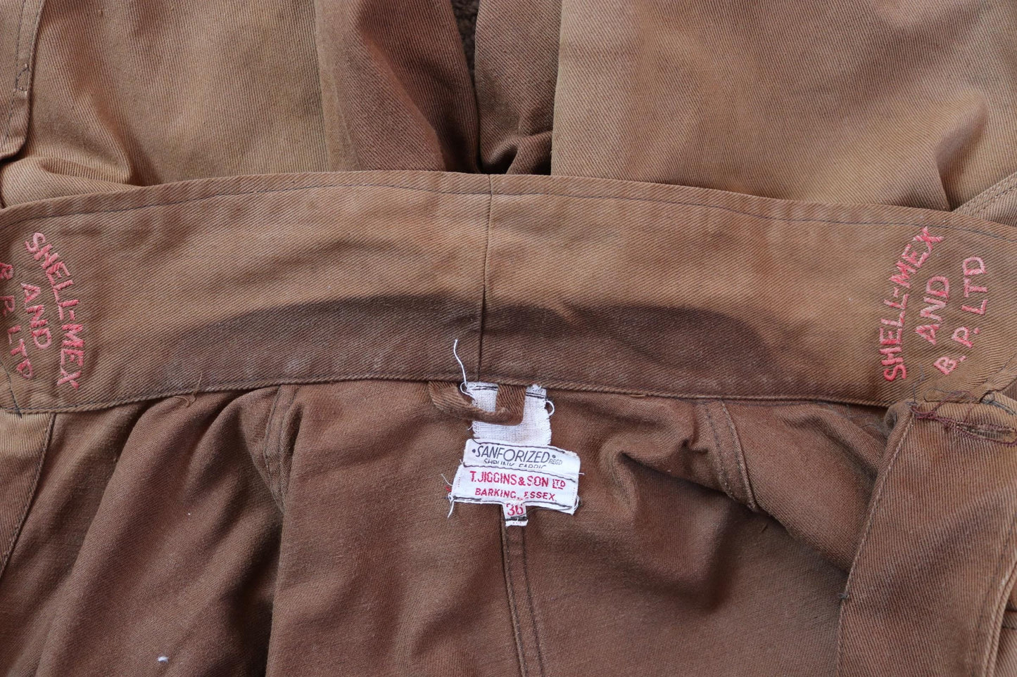 Vintage 1940s CC41 Shell coveralls - British workwear - rare petrolania - Shell Mex embroidery - 41” chest - 37” x 31”
