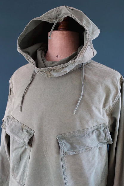 Vintage 1940s US Navy gunners smock - wet weather parka - WW2 USN - naval deck jacket - military anorak - 50” chest