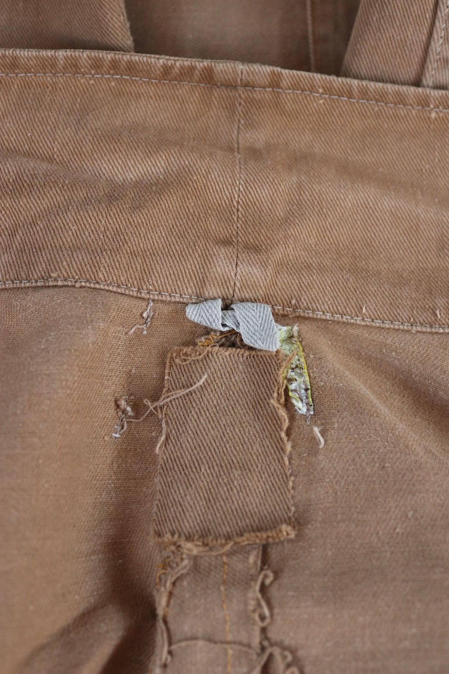 Vintage 1940s British workwear jacket - prison arrows - brown cotton twill - factory coat - shop overalls - 50” chest