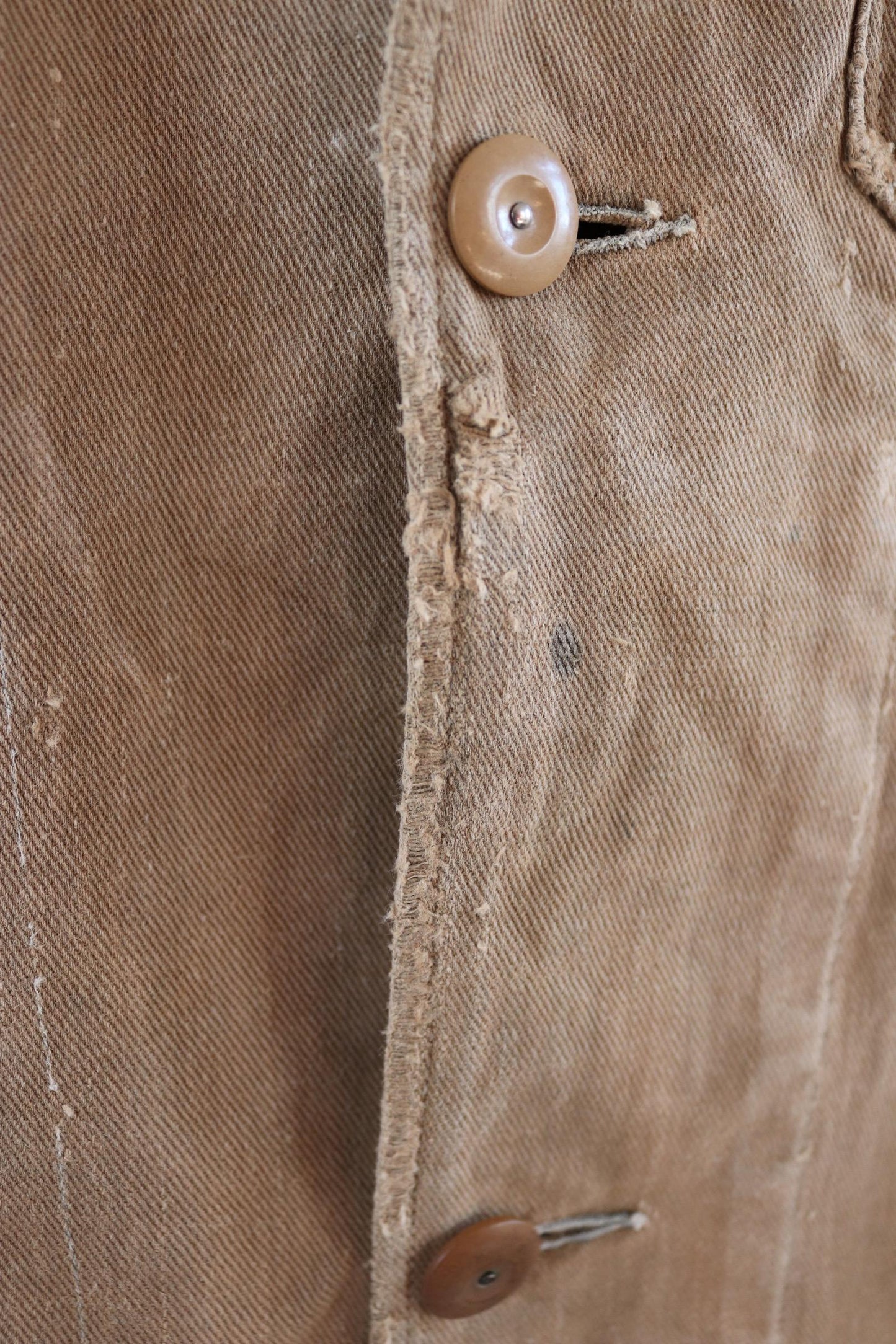 Vintage 1940s British workwear jacket - prison arrows - brown cotton twill - factory coat - shop overalls - 50” chest