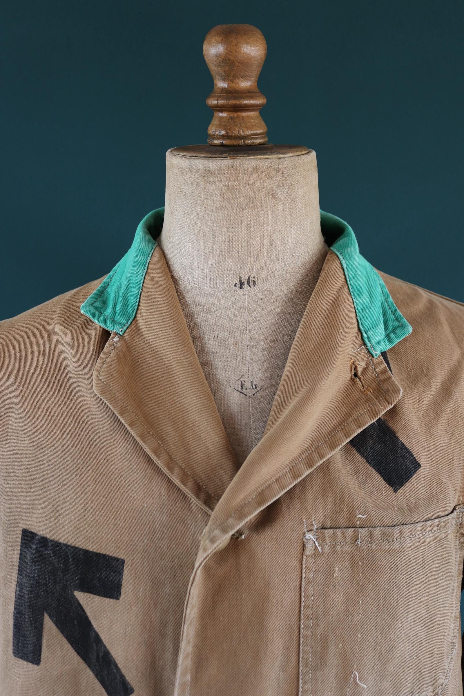 Vintage 1940s British workwear jacket - prison arrows - brown cotton twill - factory coat - shop overalls - 43” chest
