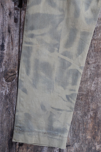 Vintage 1950s British army chinos - military trousers - pleated pants - 33" x 33"