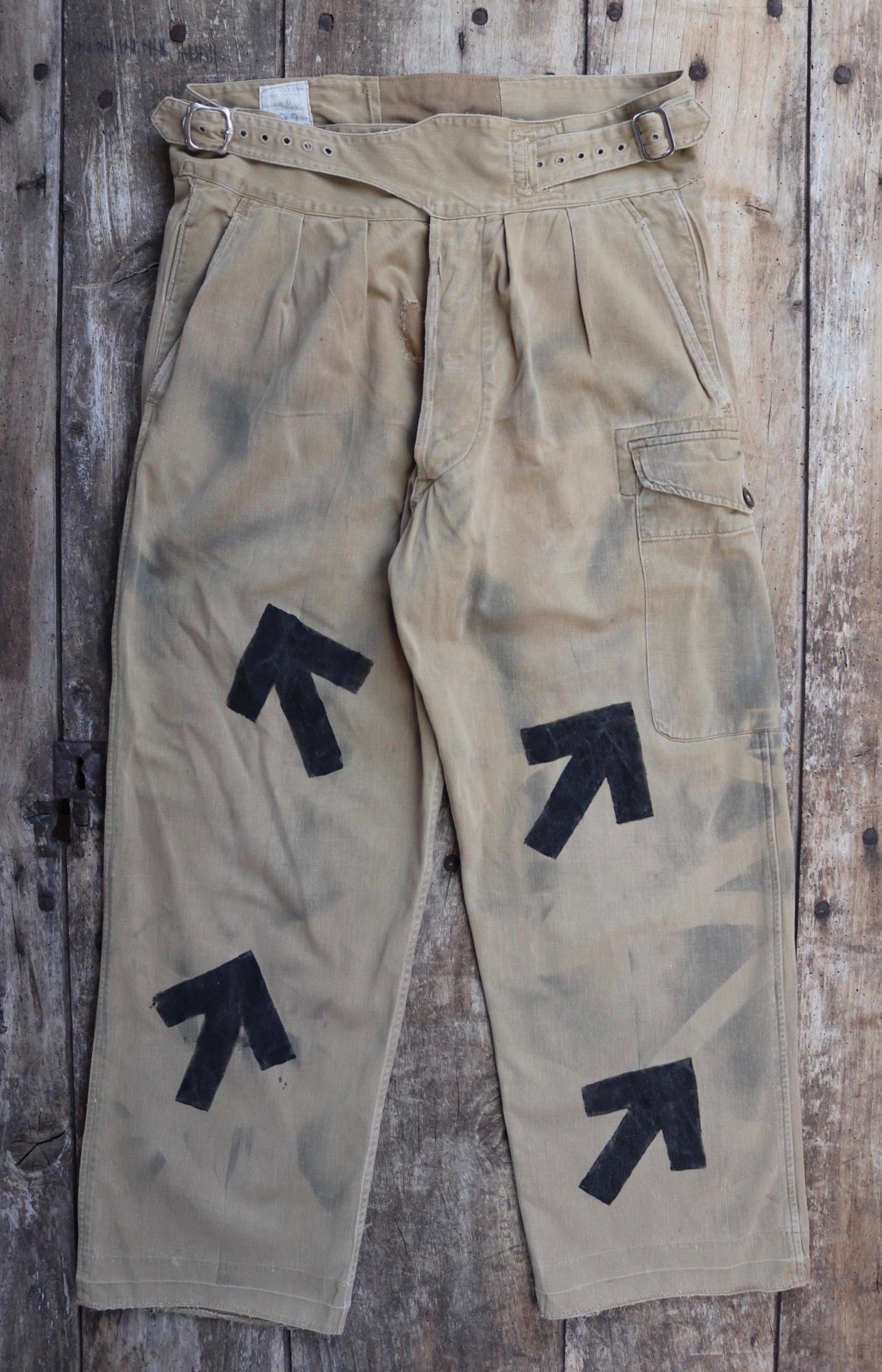 Vintage 1960s British army Gurkha trousers - military pleated pants - 33" x 28"