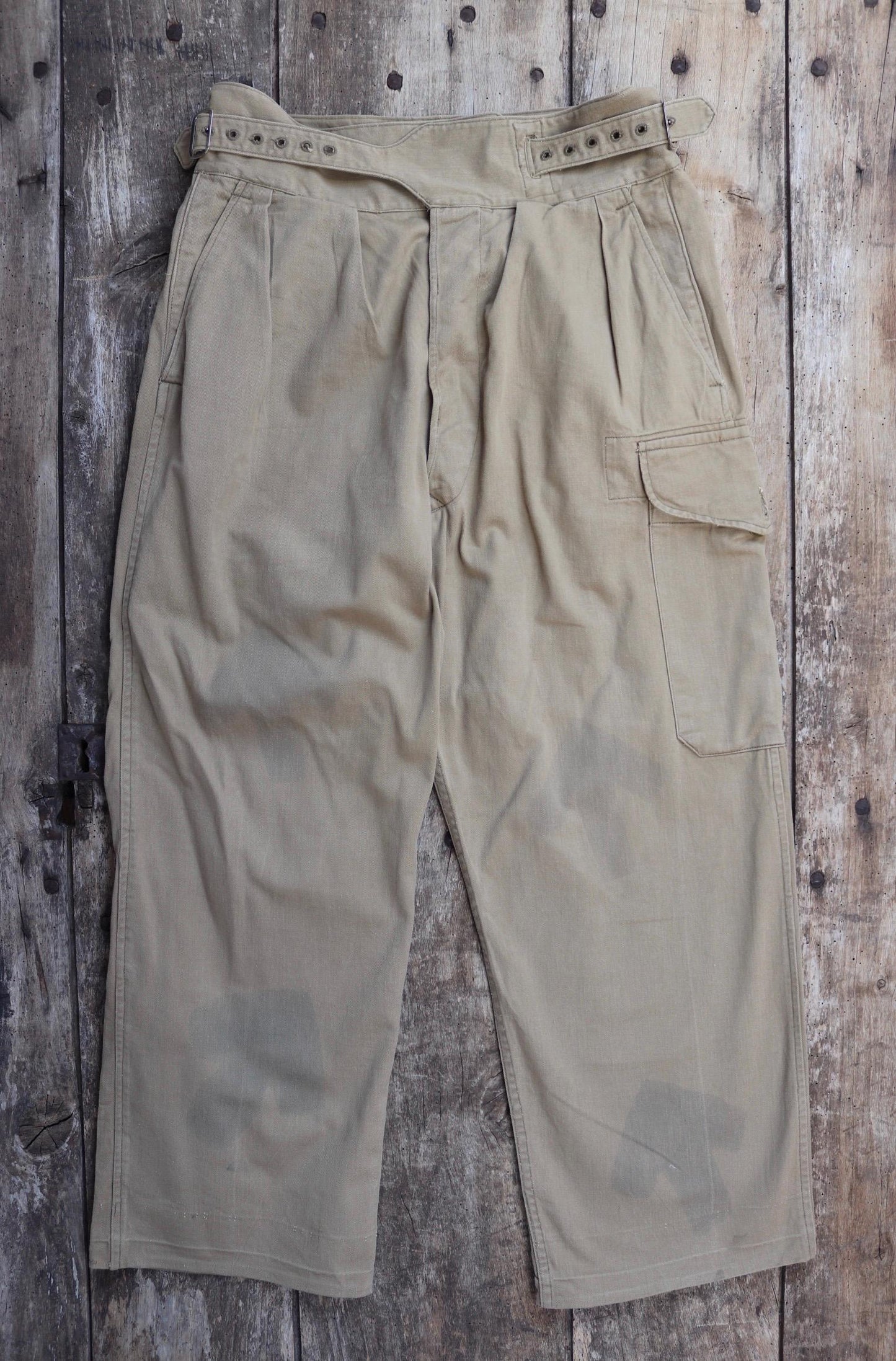 Vintage 1960s British army Gurkha trousers - military pleated pants - 30" x 27"